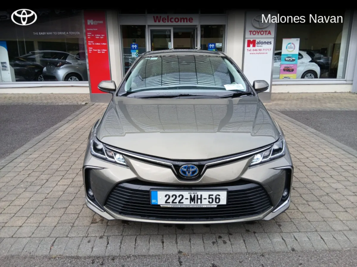 Toyota Corolla COROLLA HYBRID LUNA SPORT - Image 2