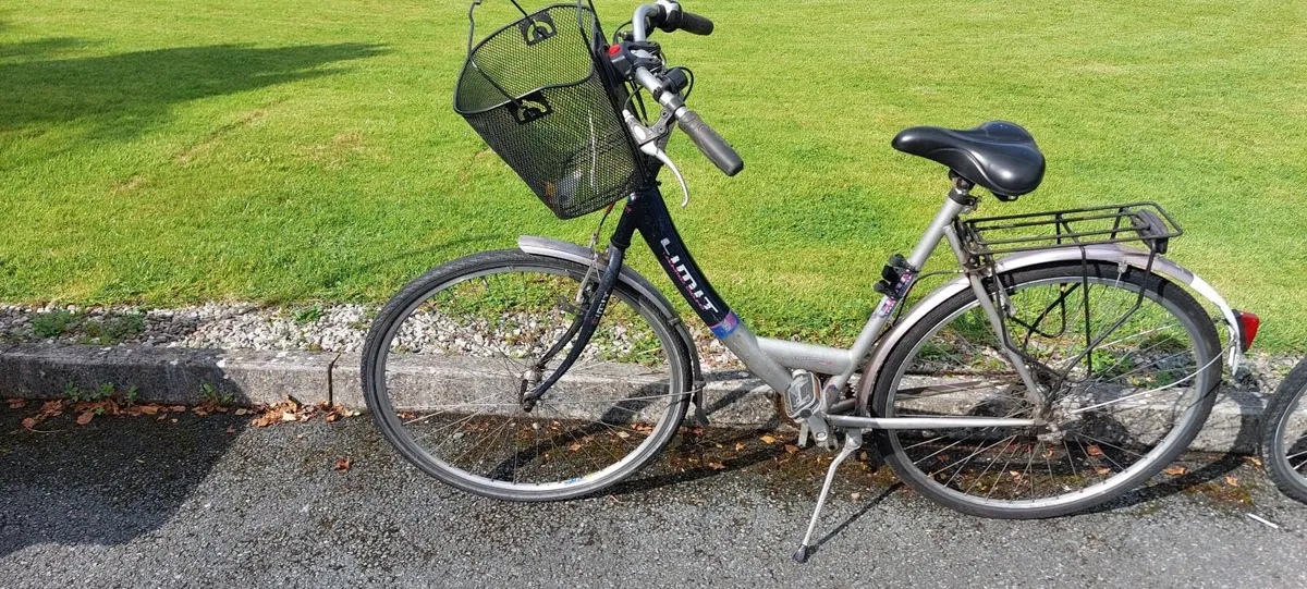 Lady's bicycle for sale