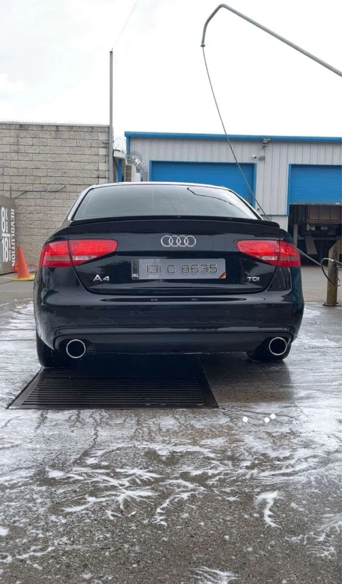 Audi A4 - Image 2