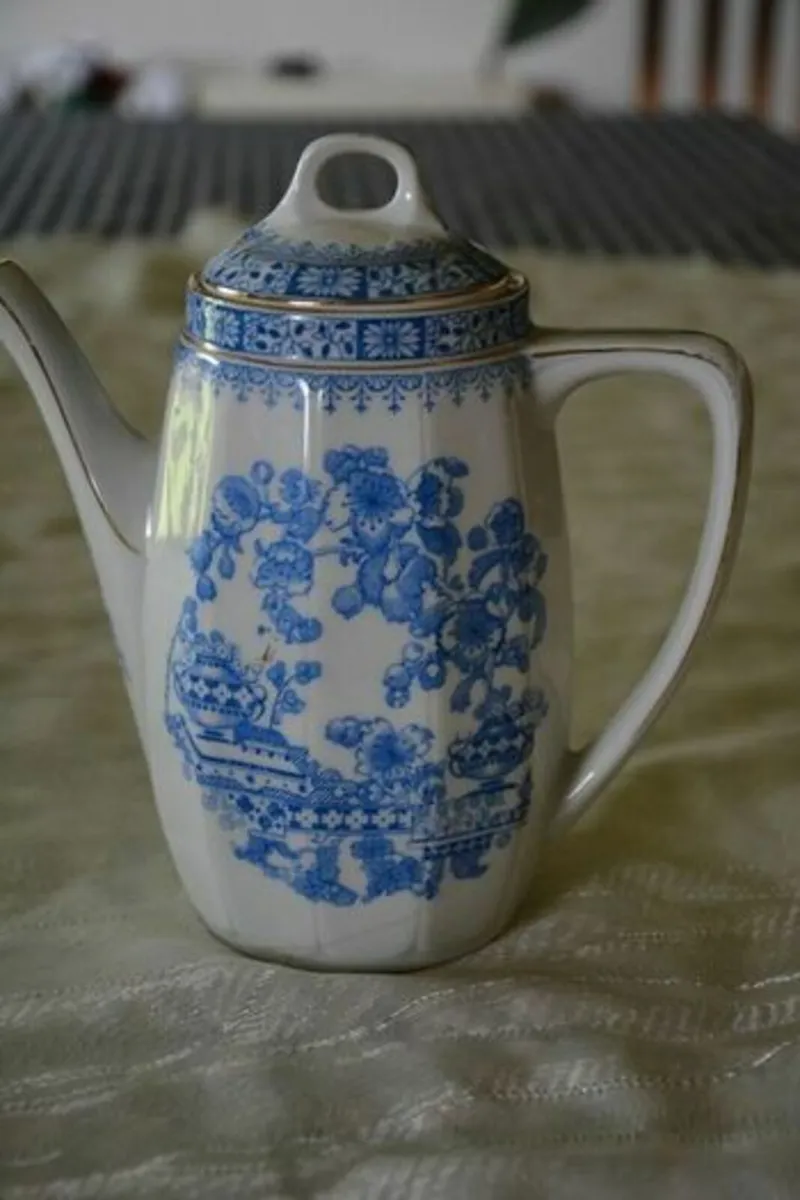KPM Germany - Royal Porcelain Factory, tea pot - Image 2