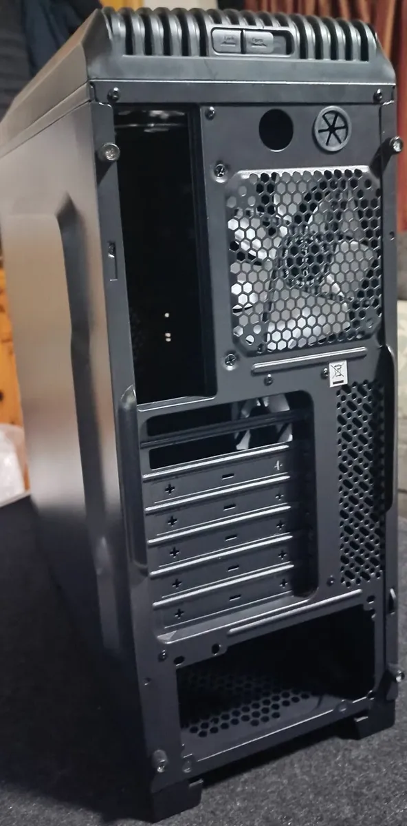 Antec GX-500 Gaming PC Case - Image 4