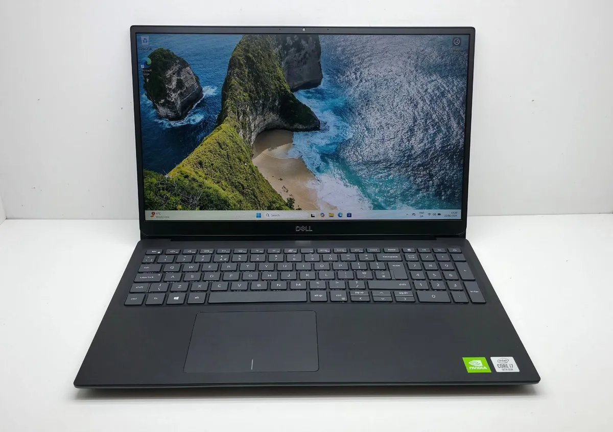 Dell Vostro 5590- i7(10gen)/24GB RAM/ 512GB Laptop