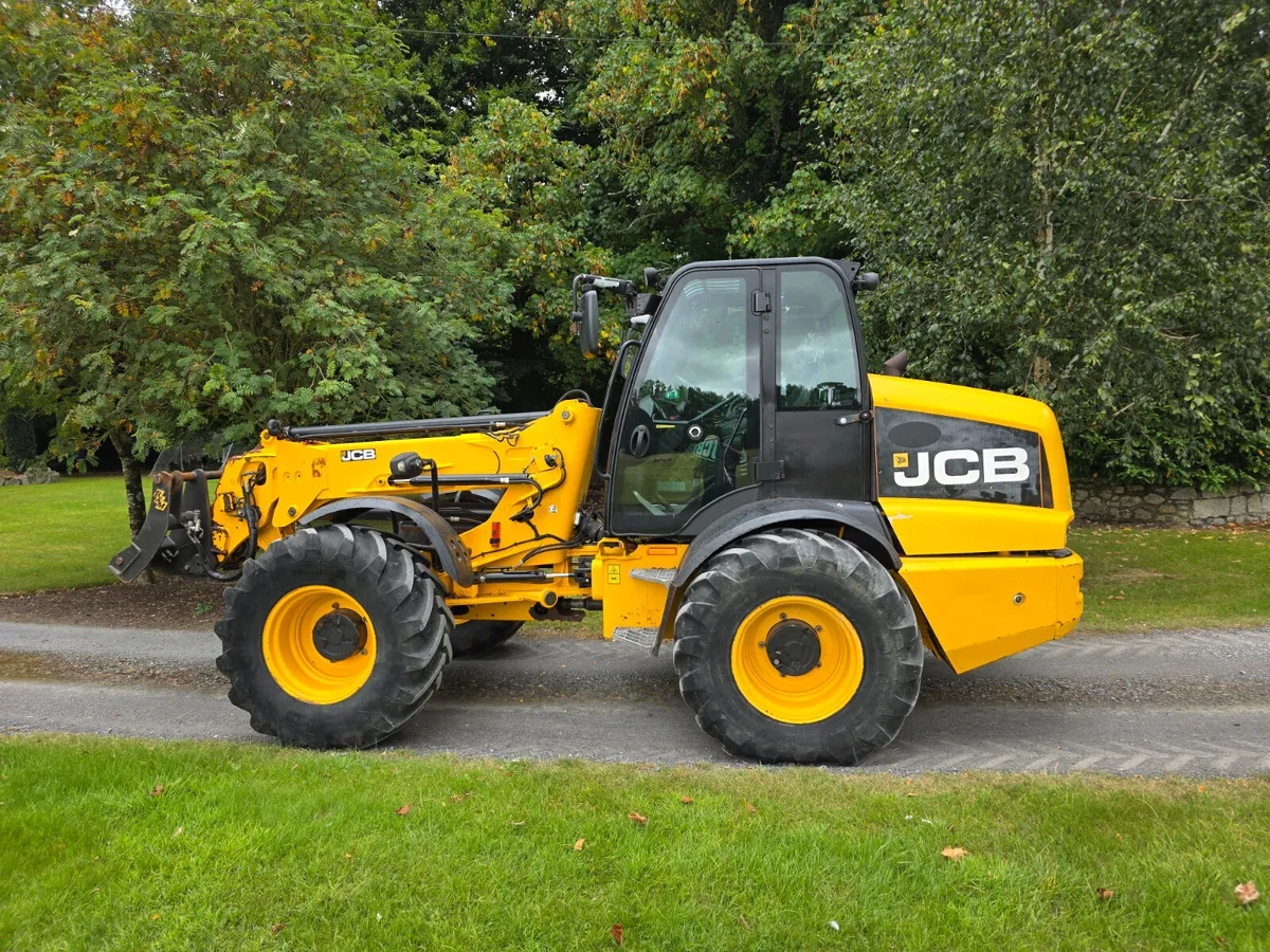 Jcb 320 - Image 1