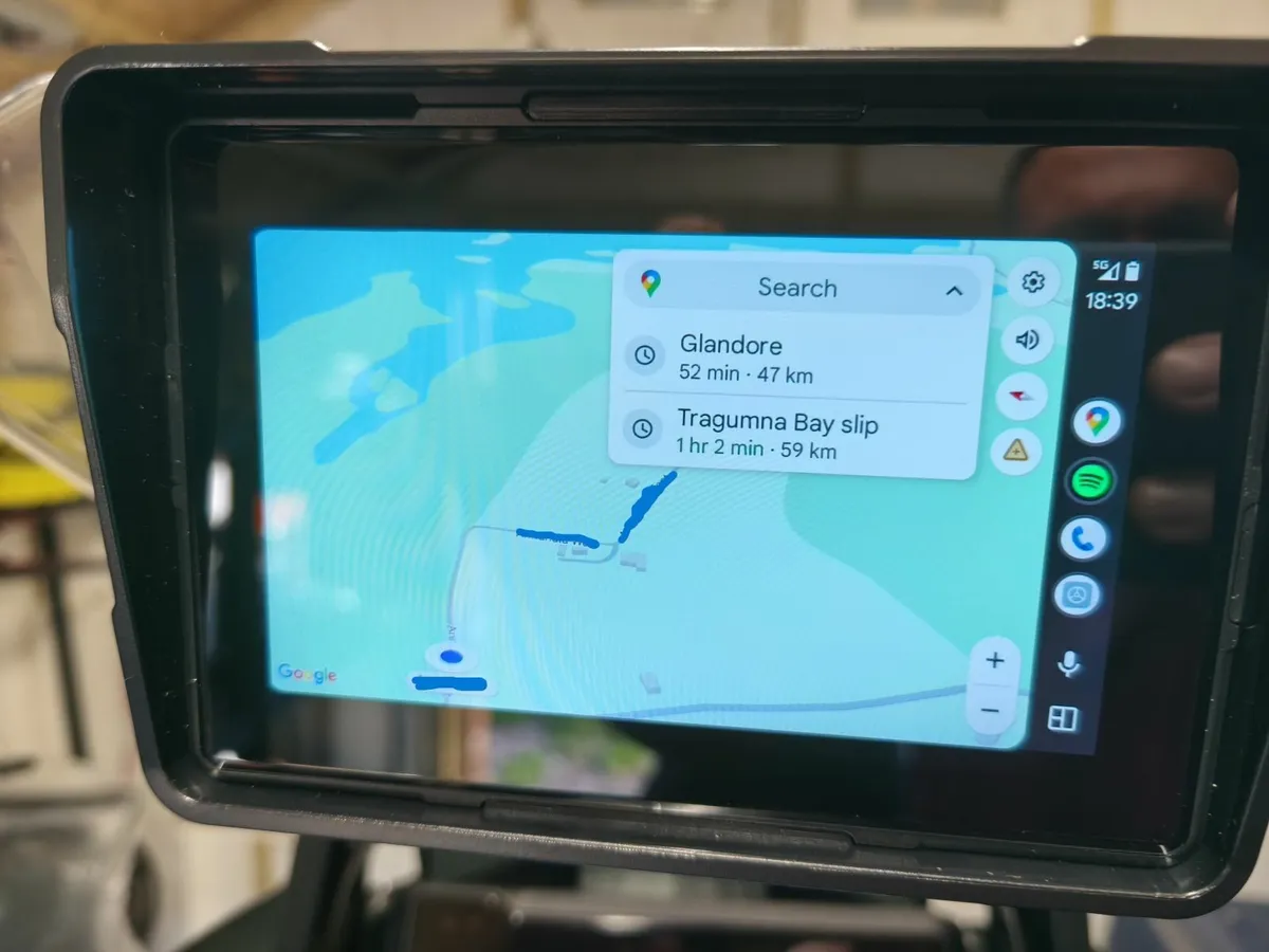 Multimedia smart motorbike display - Image 2