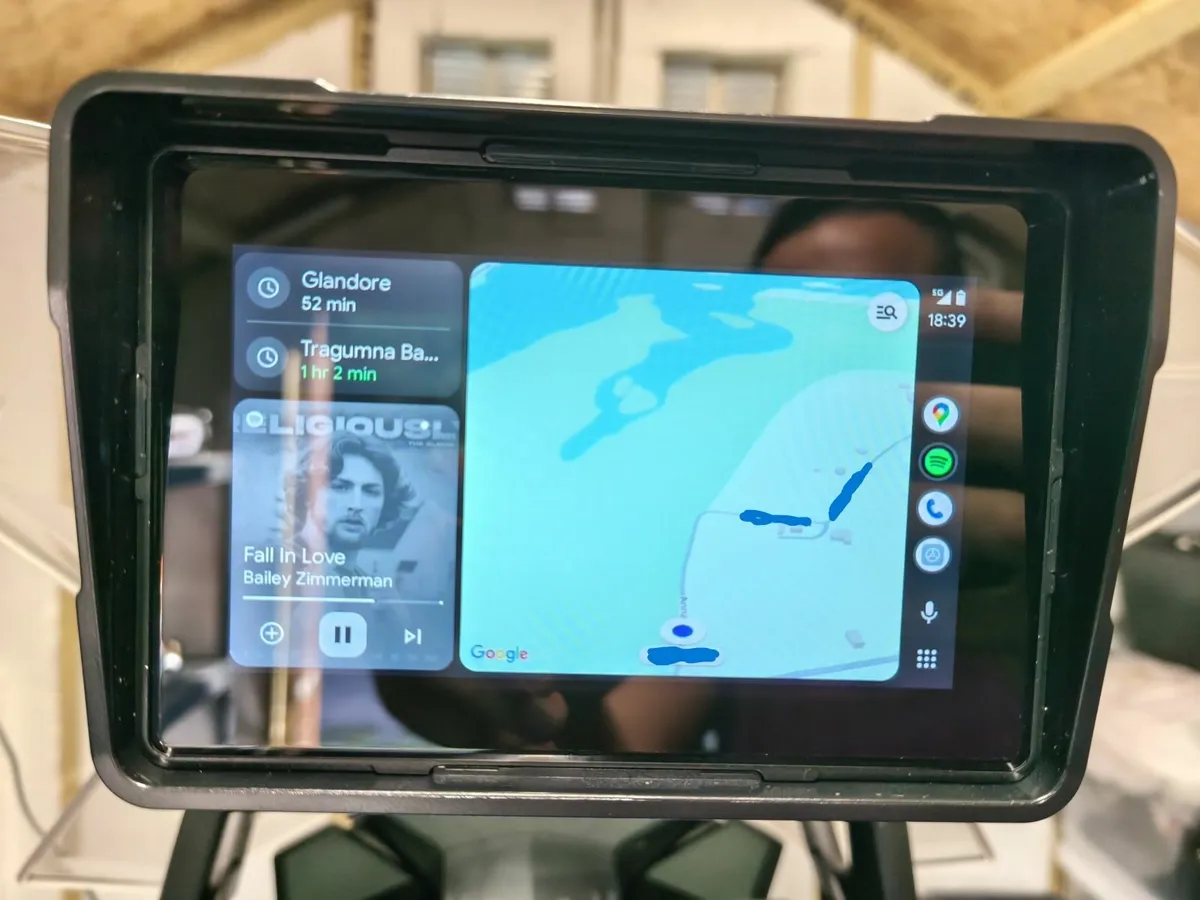 Multimedia smart motorbike display - Image 4