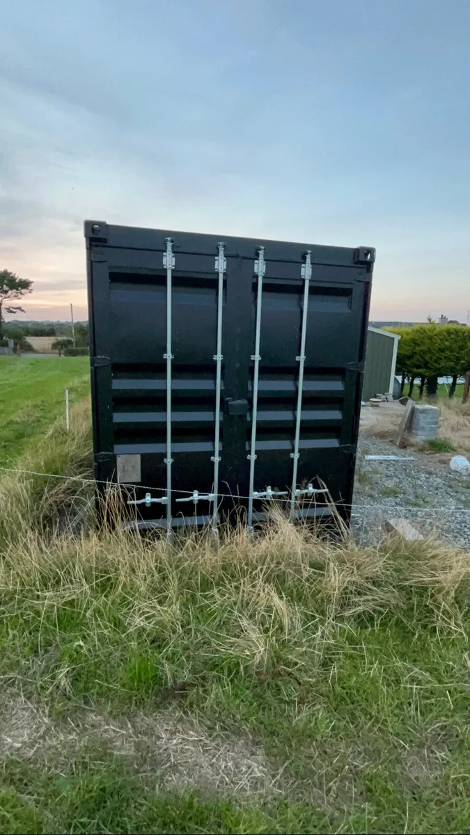 Shipping container - Image 4