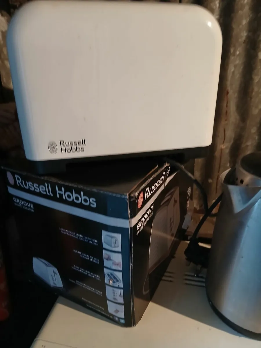 Russell hobbs cream microvave+toaster+kettle - Image 3