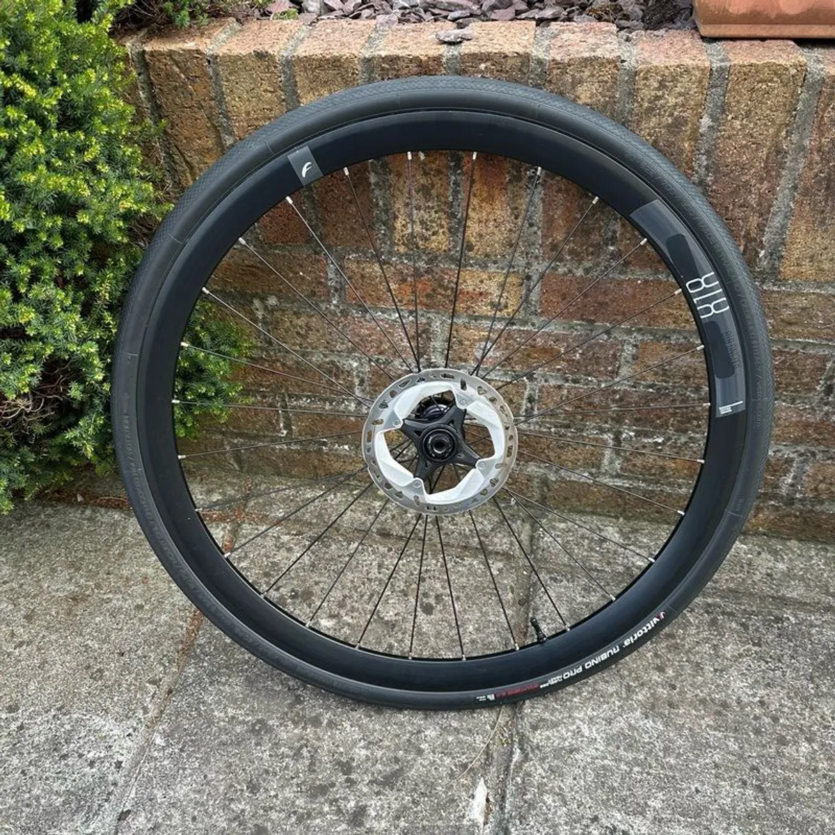 Fulcrum 818 Race Wheel Set With Tubeless And Disk Brake - Image 4