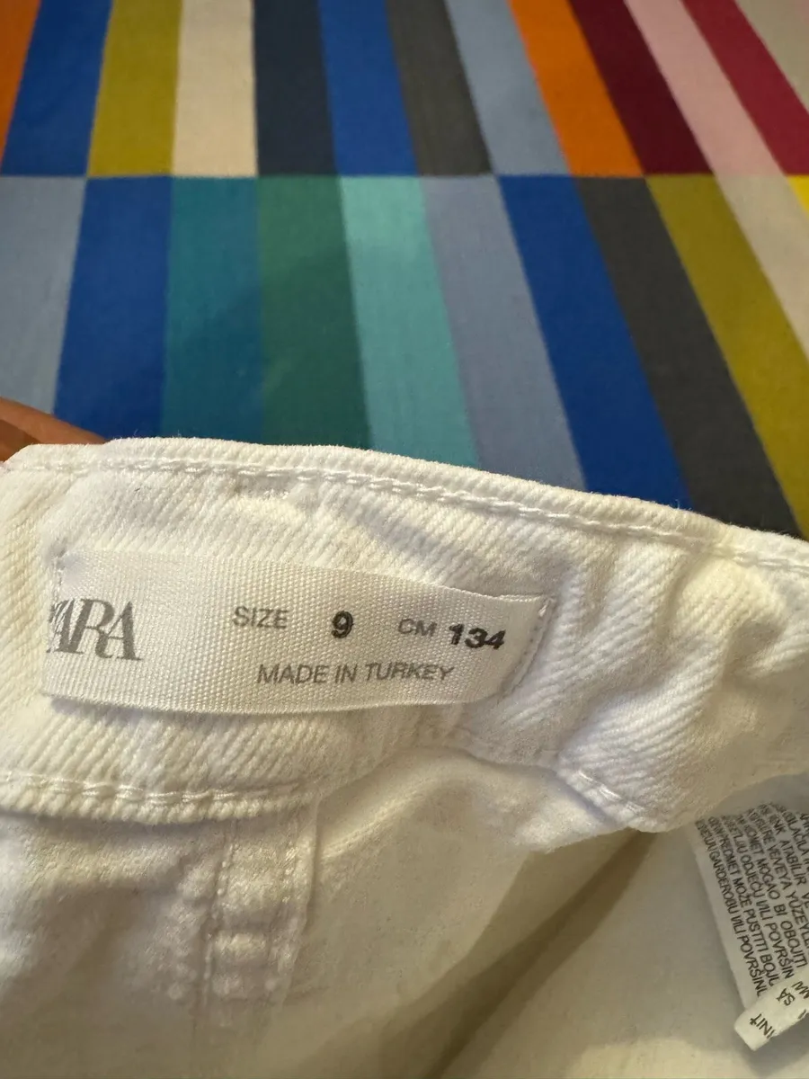 Jeans - Image 2