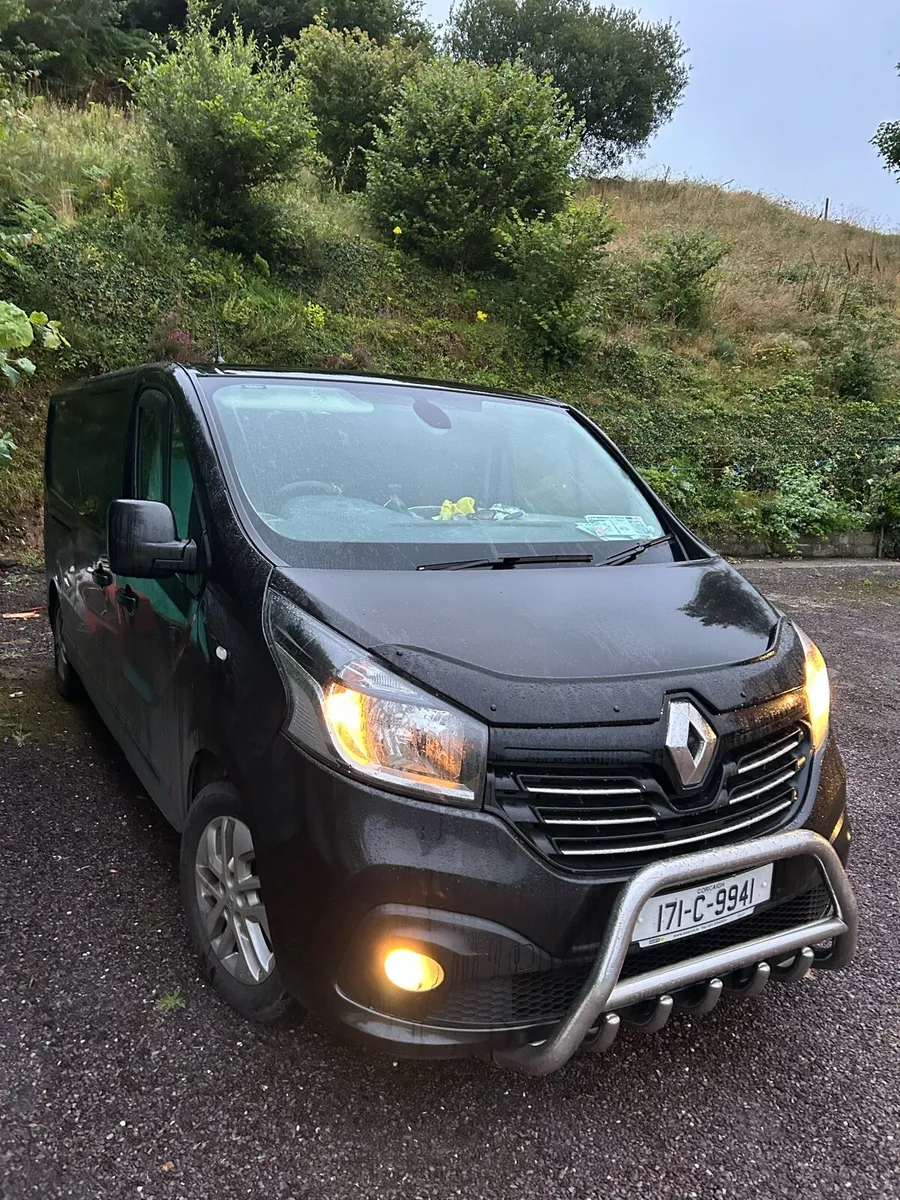 Renault trafic crew cab - Image 2