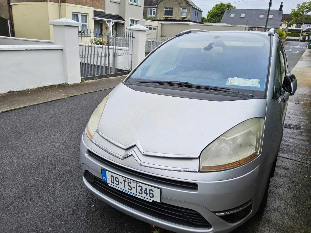 CITROEN
Automatic car - Image 1