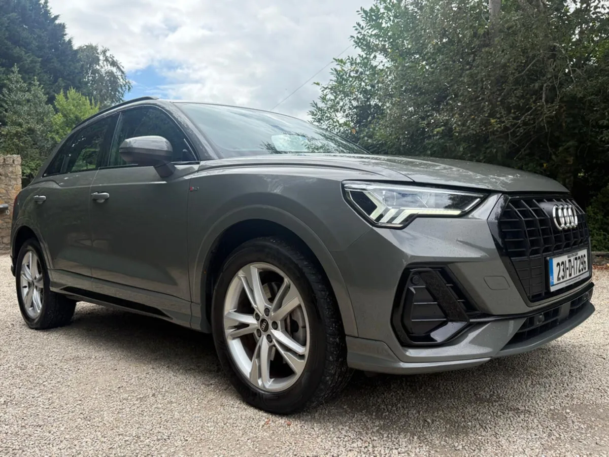 Audi Q3 E-TRON TFSI E 245 S-TRONIC S LINE - Image 1