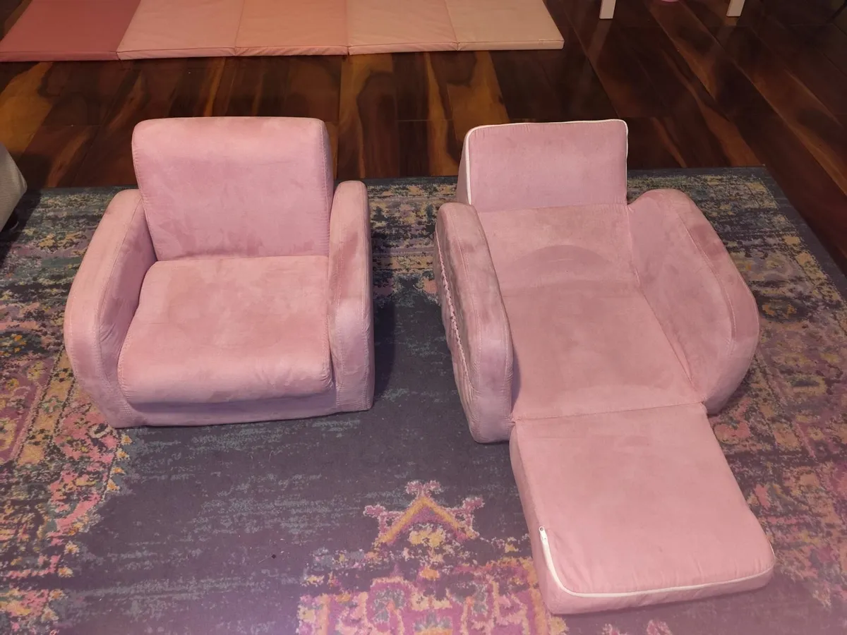 Children's 2 in 1 sofa chair bed folding couch - Image 3