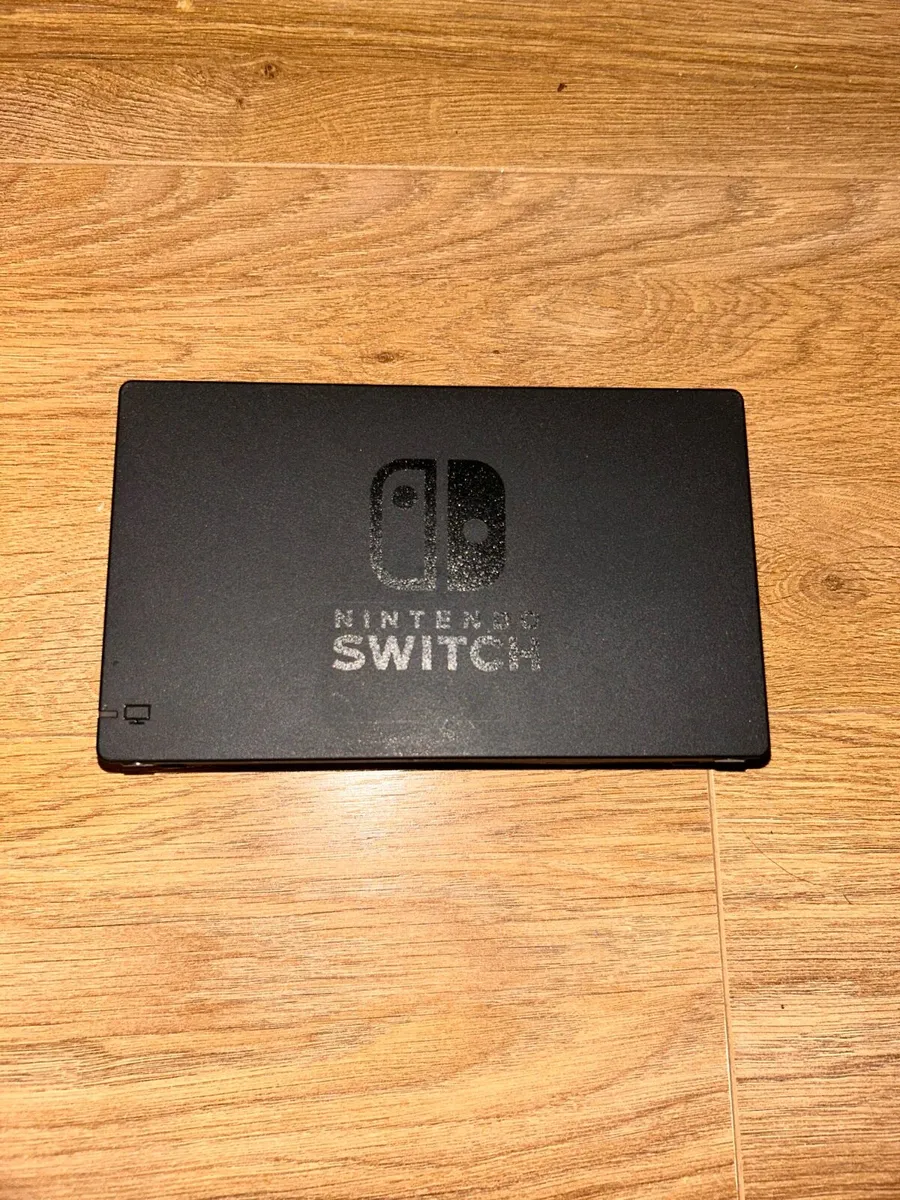 Nintendo Switch - Image 4