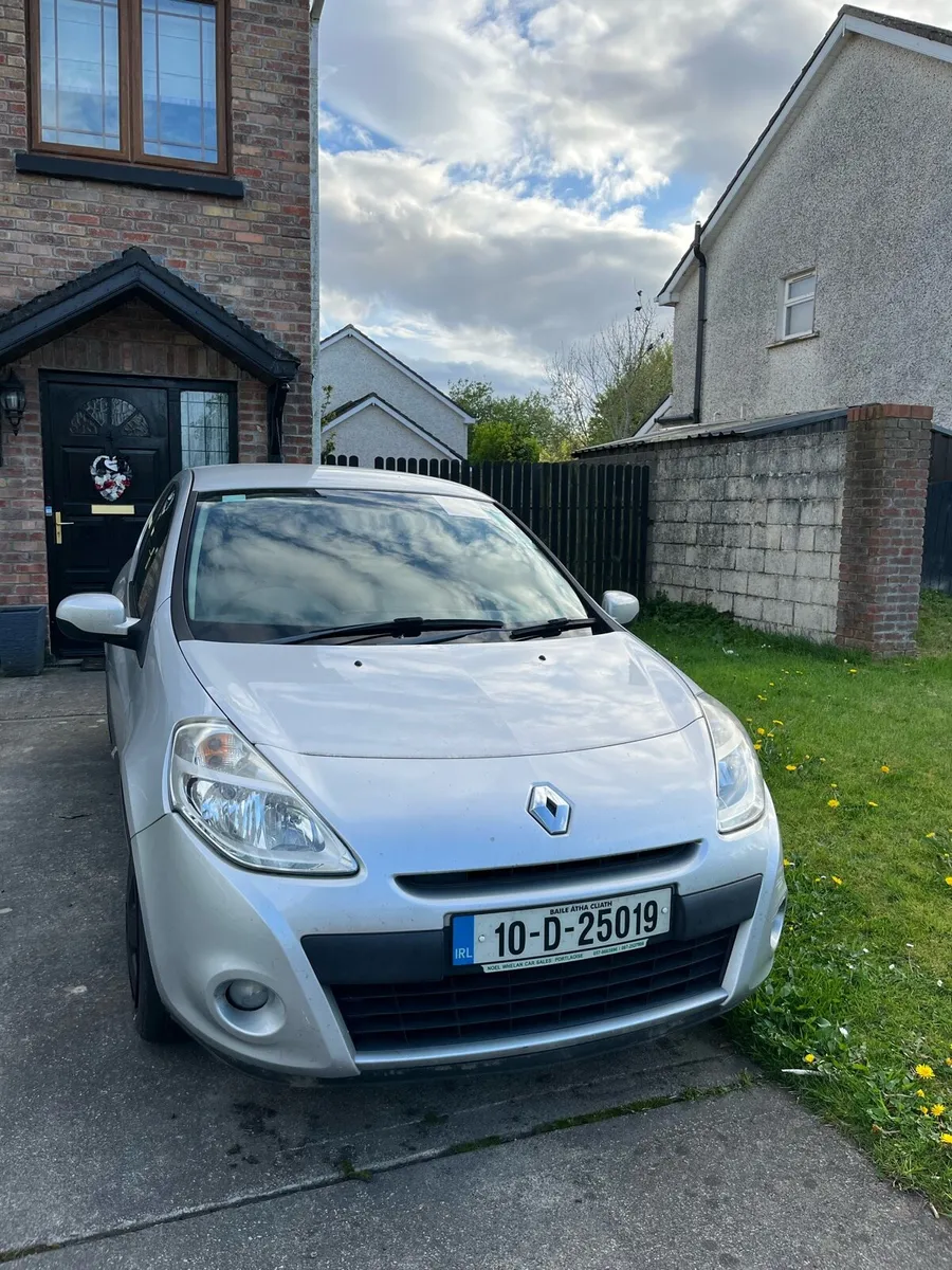 Renault Clio - Image 1
