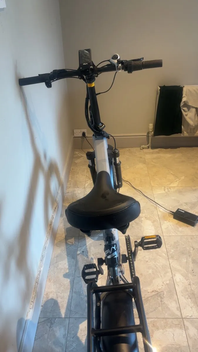 Electric bike - Image 2