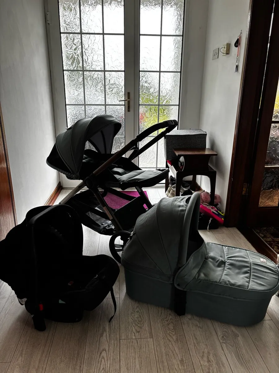 Stroller 3 in 1 travel system - Image 1