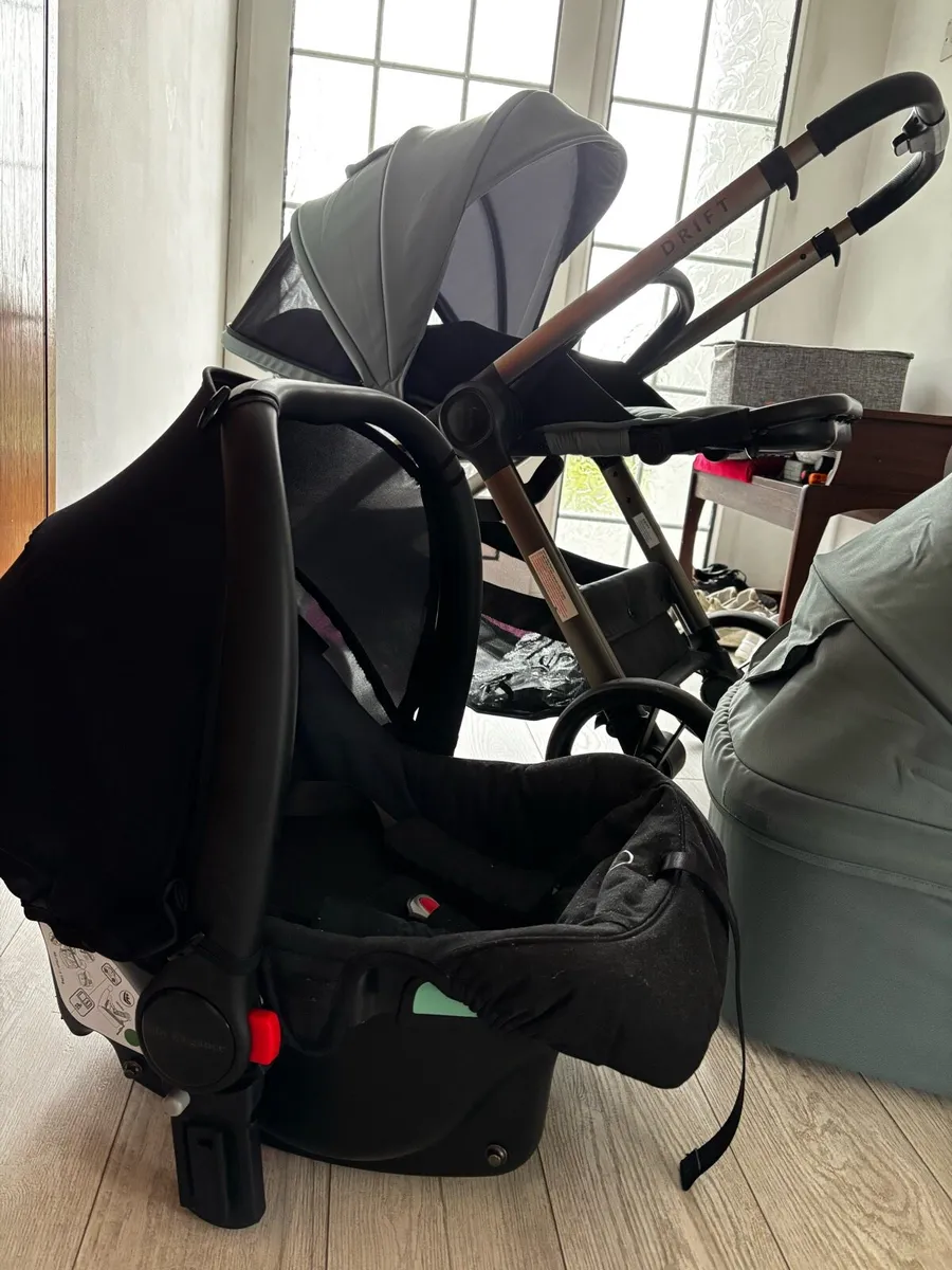 Stroller 3 in 1 travel system - Image 2