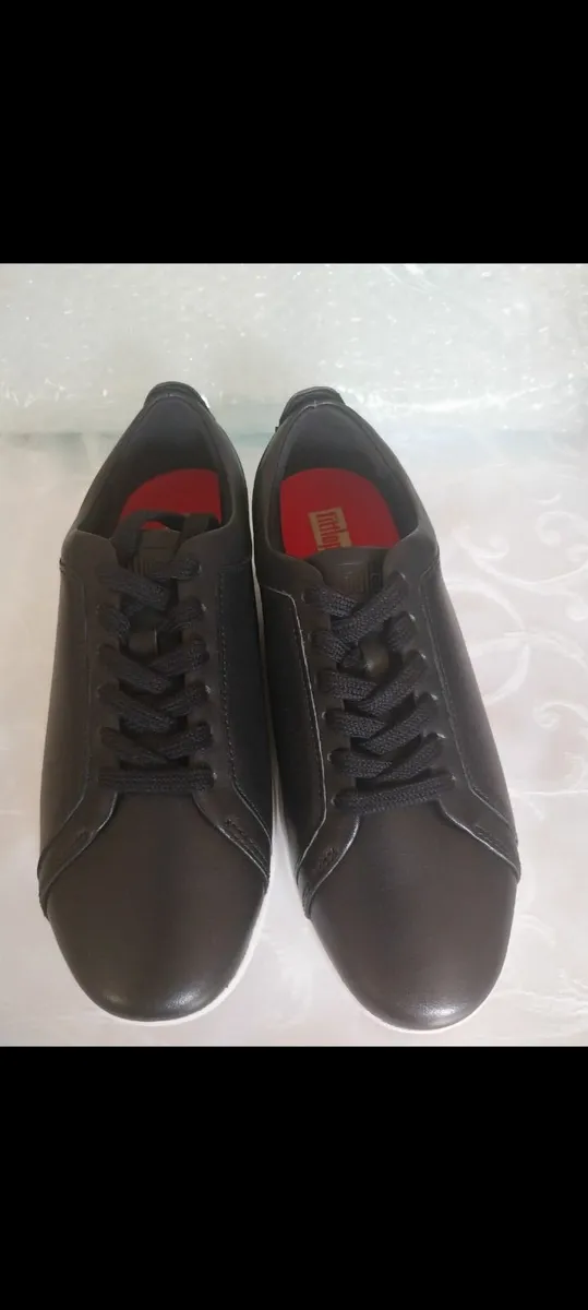 Fitflop Rally size 4 new without box - Image 3