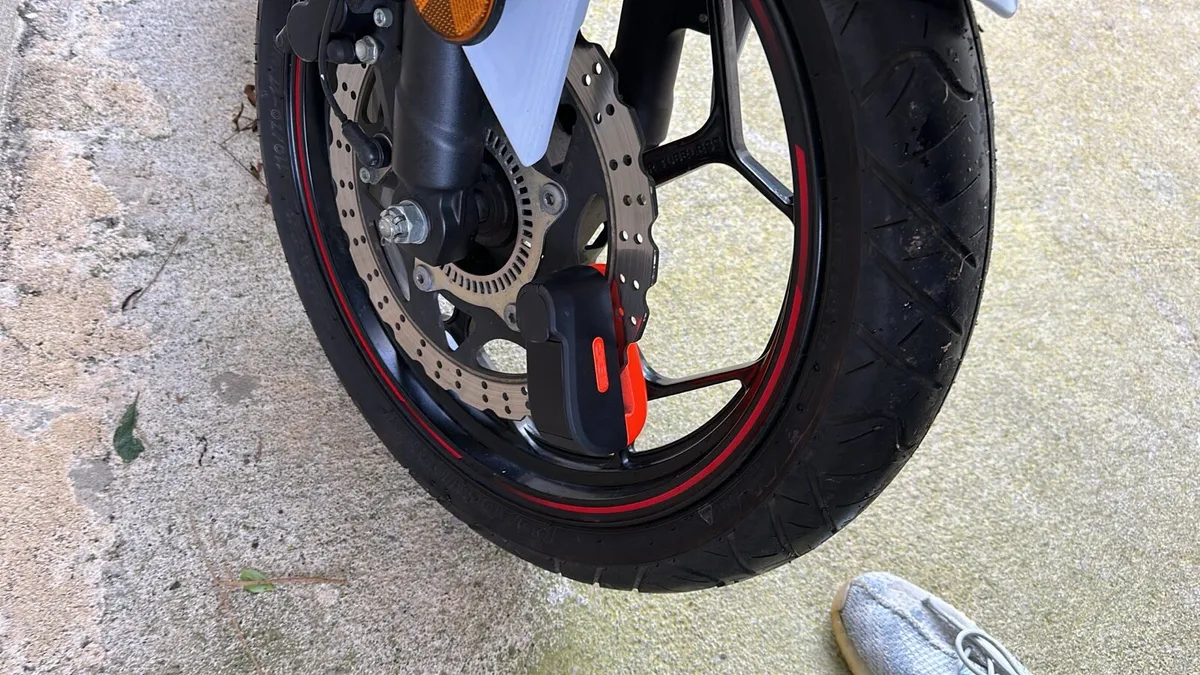 Ninja 300 ABS SE - Image 4
