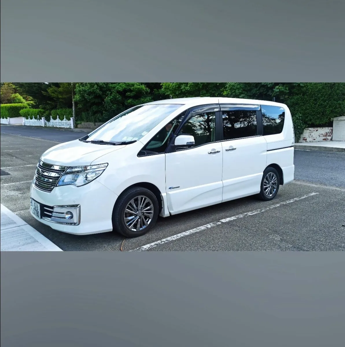 Nissan Serena 2015 2.0 8 SEAT Automatic Hybrid - Image 1