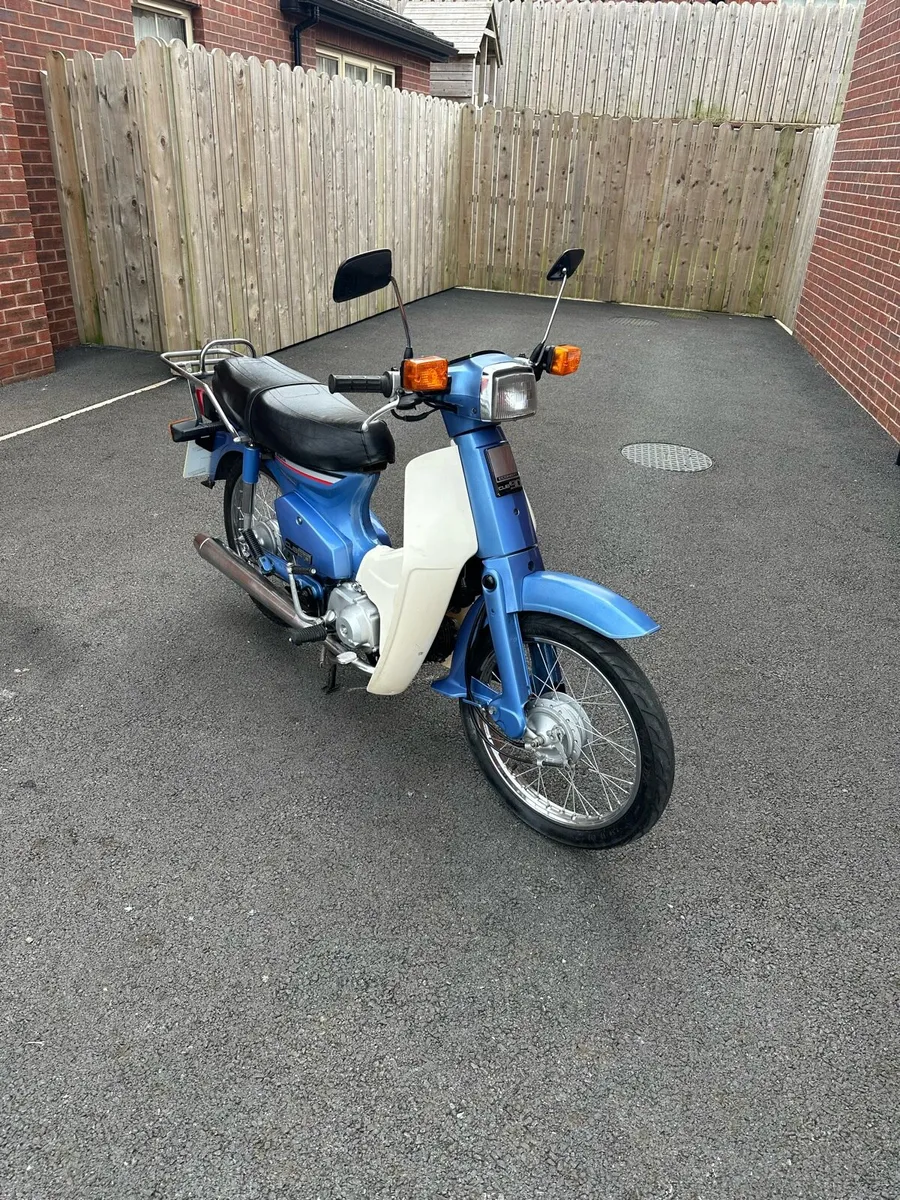 1997 Honda C90