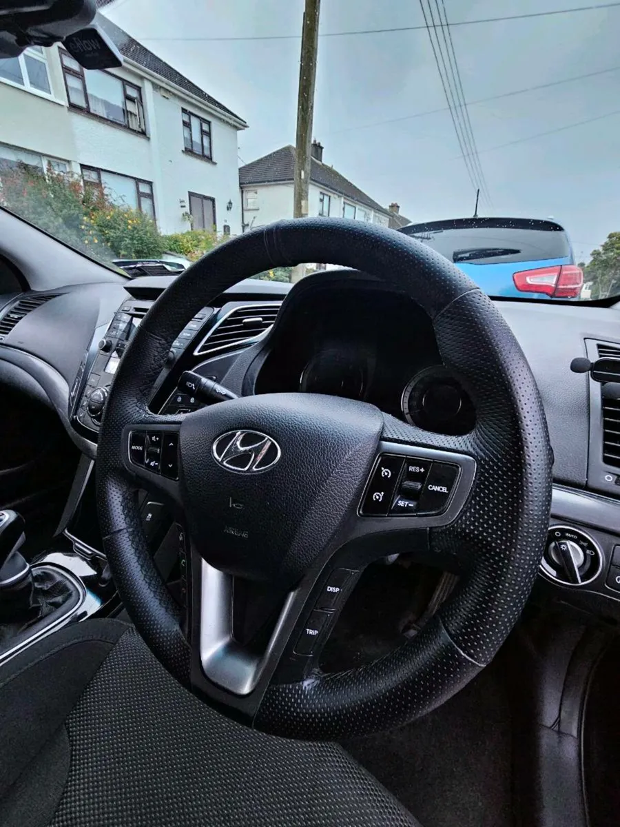 Hyundai i40 1.7 - Image 2