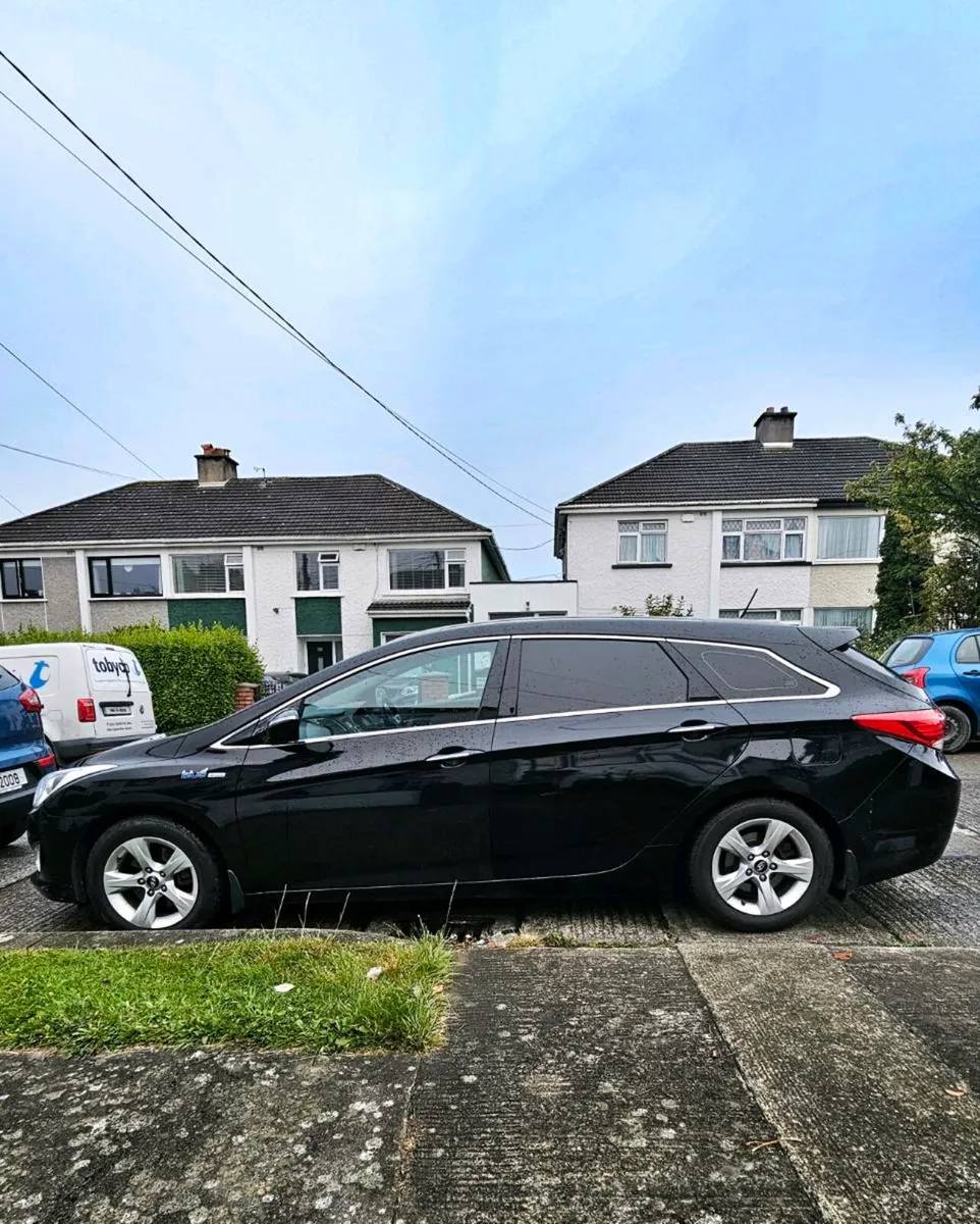 Hyundai i40 1.7 - Image 3