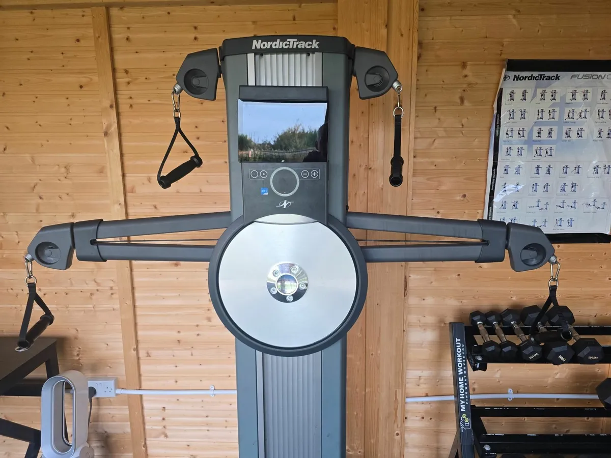 Gym equipment - Image 2