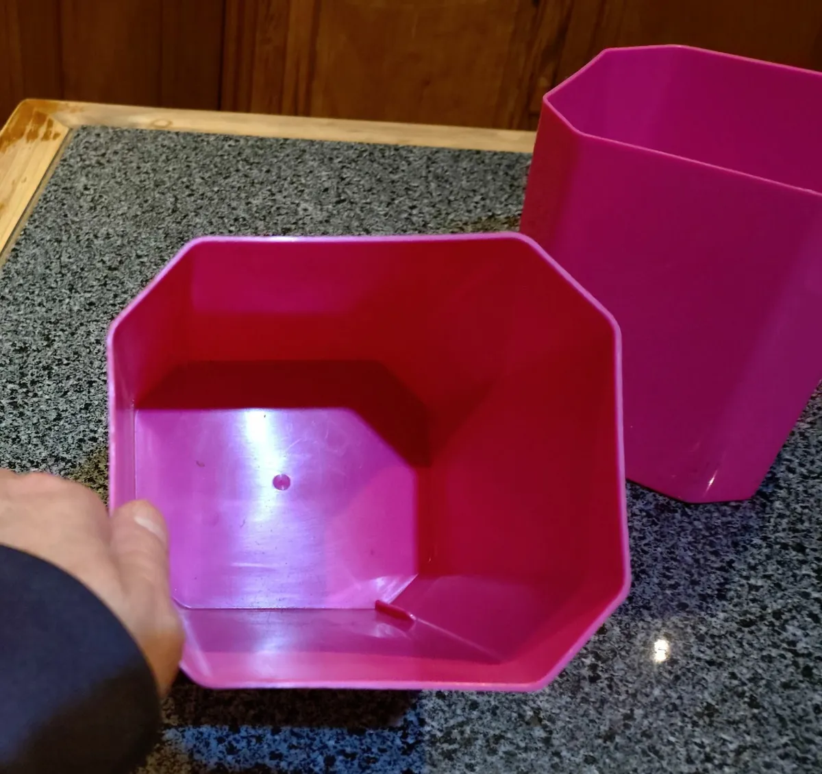 TWO PLASTIC PINK CONTAINERS (USED). - Image 2