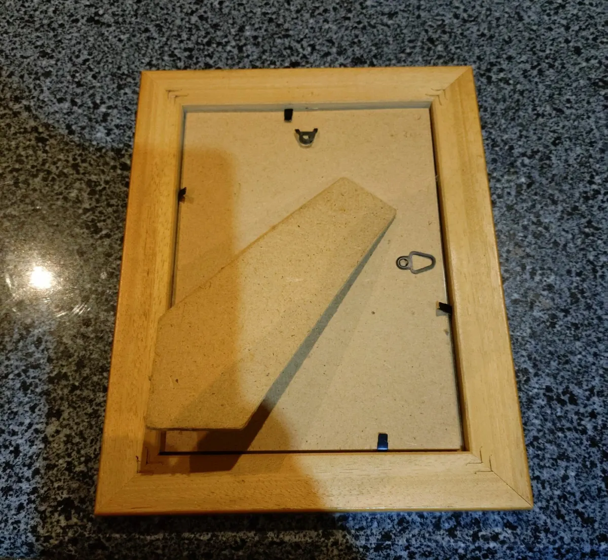 LOTS OF SMALL PHOTO FRAMES (USED). - Image 4