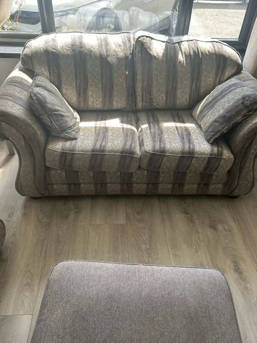 3-2-1 sofa - Image 1
