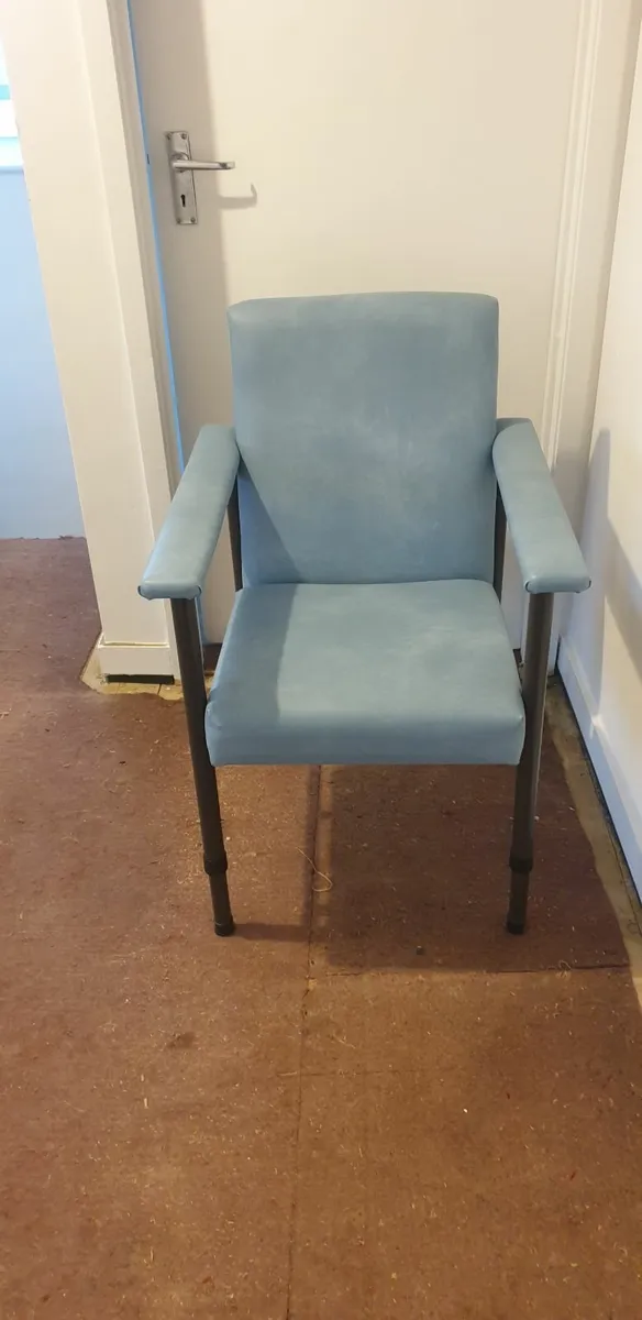 Armchair - Image 1