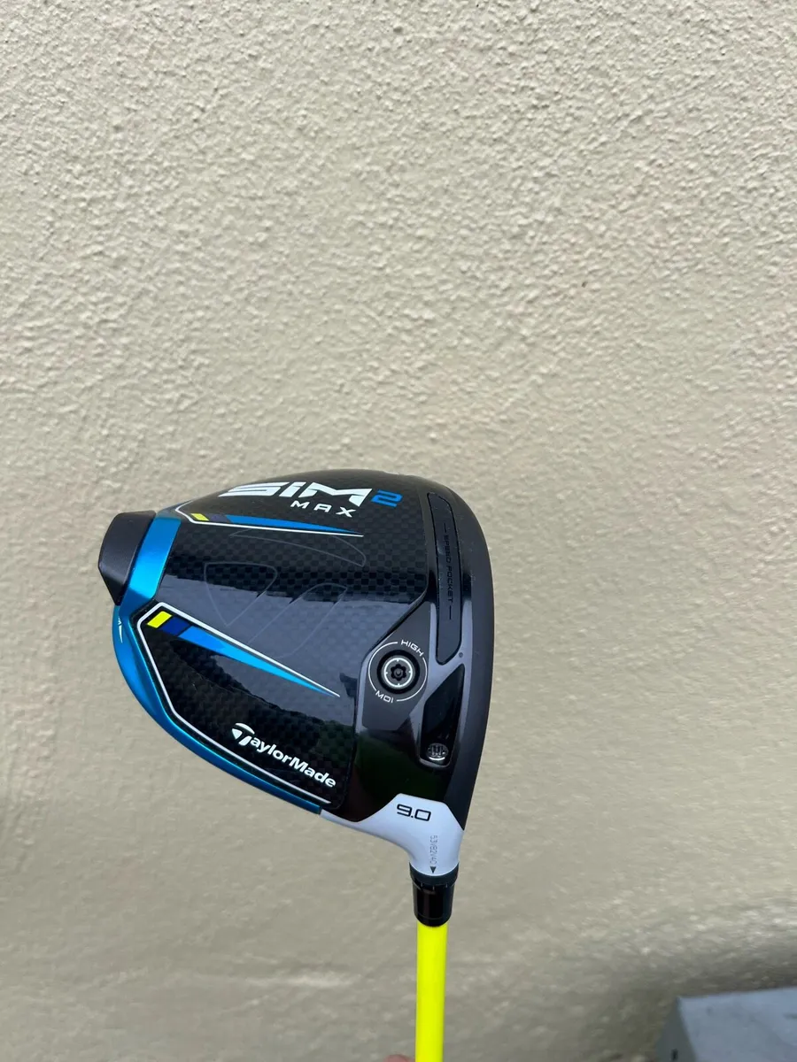 Taylormade SIM 2 Max driver - Image 1