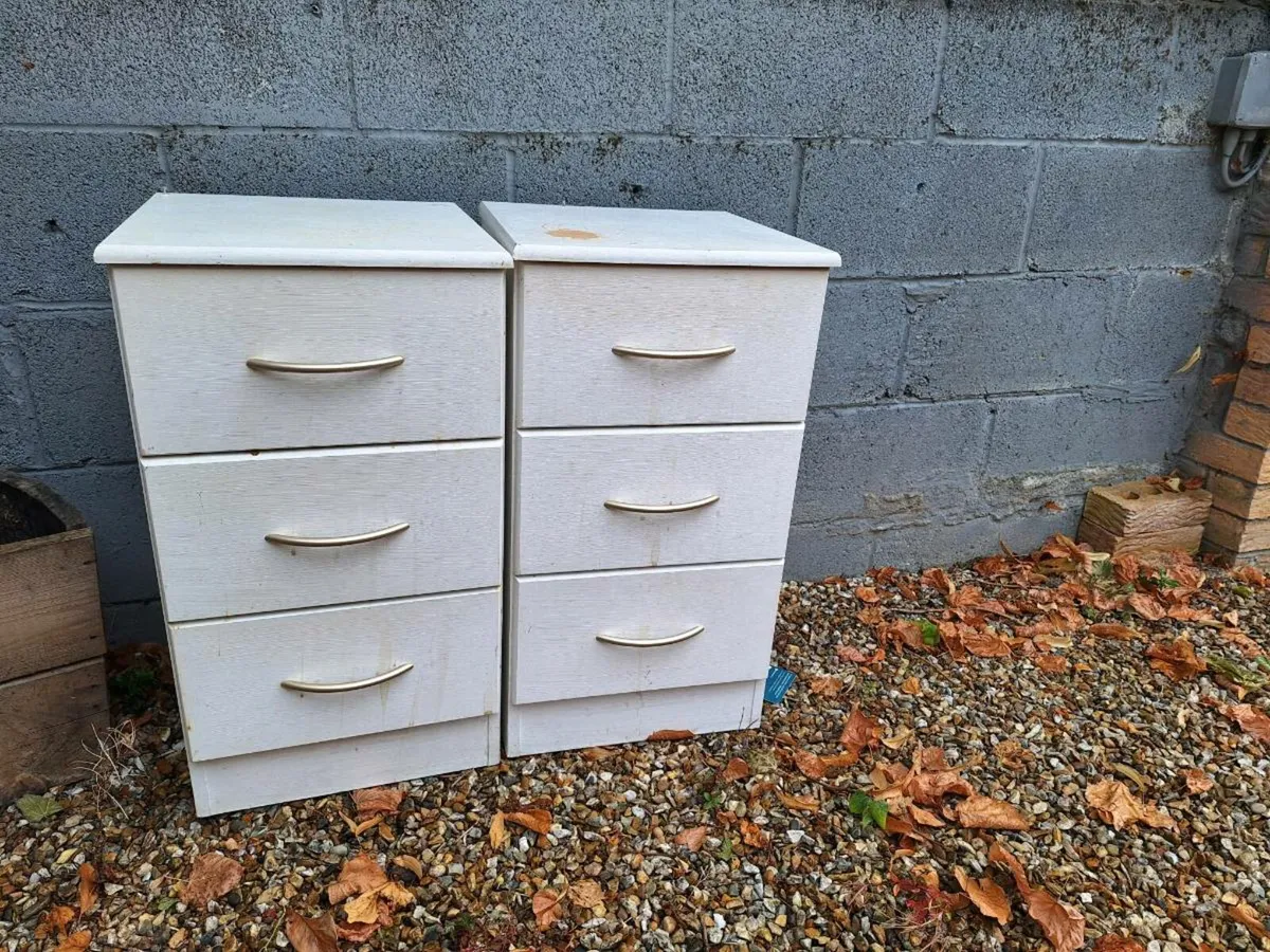 2 X Bedside Lockers