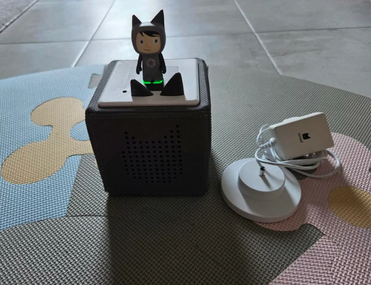 Grey Toniebox, Orginal Tonie Figure + Charger - Image 1