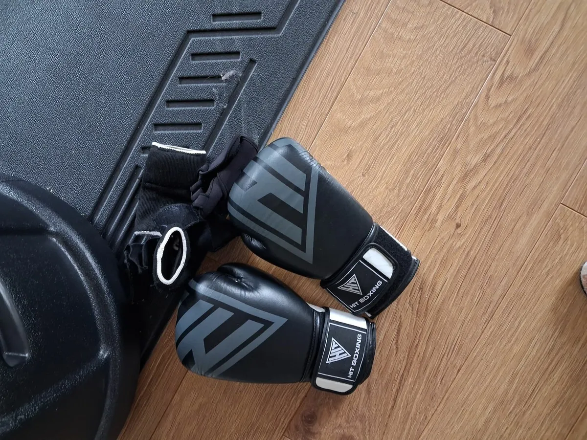 Gym equipment - Image 4