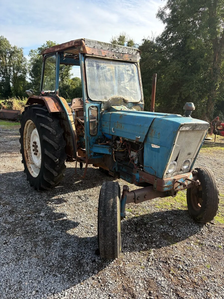 Ford 4000 - Image 1