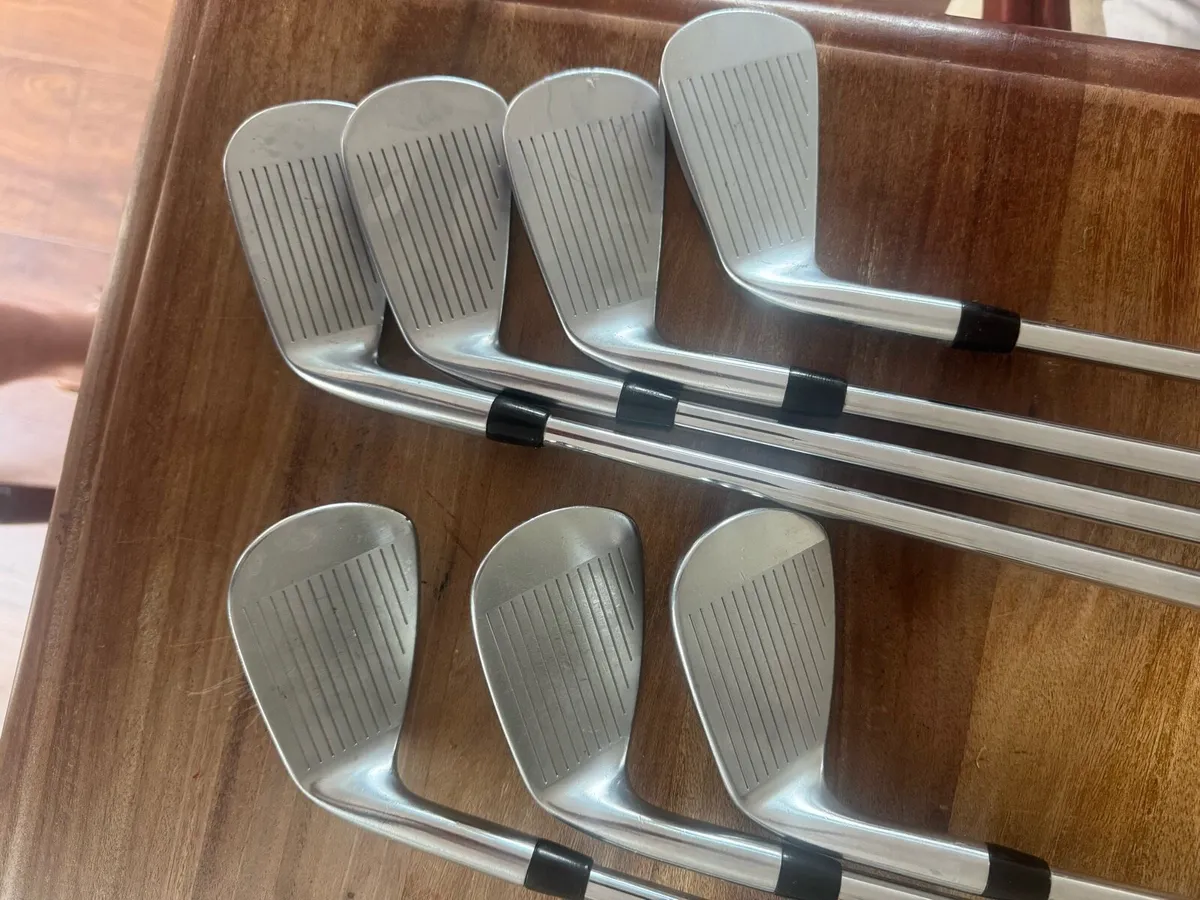 Titleist Irons cb 620 - Image 3