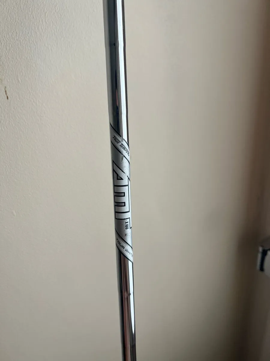Titleist 2 iron - Image 4