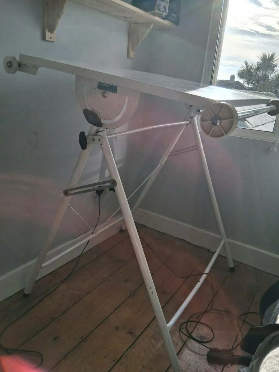 Draught Table