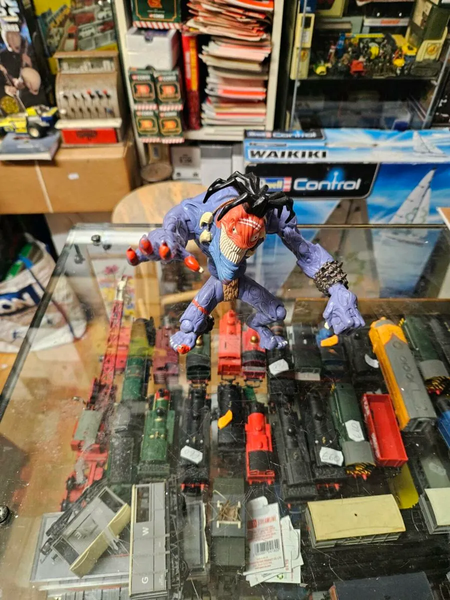 Small Soldiers Action Figure - Image 1
