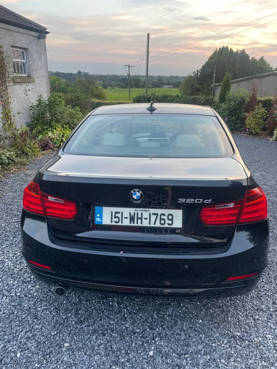 BMW 3-Series 2015 - Image 3