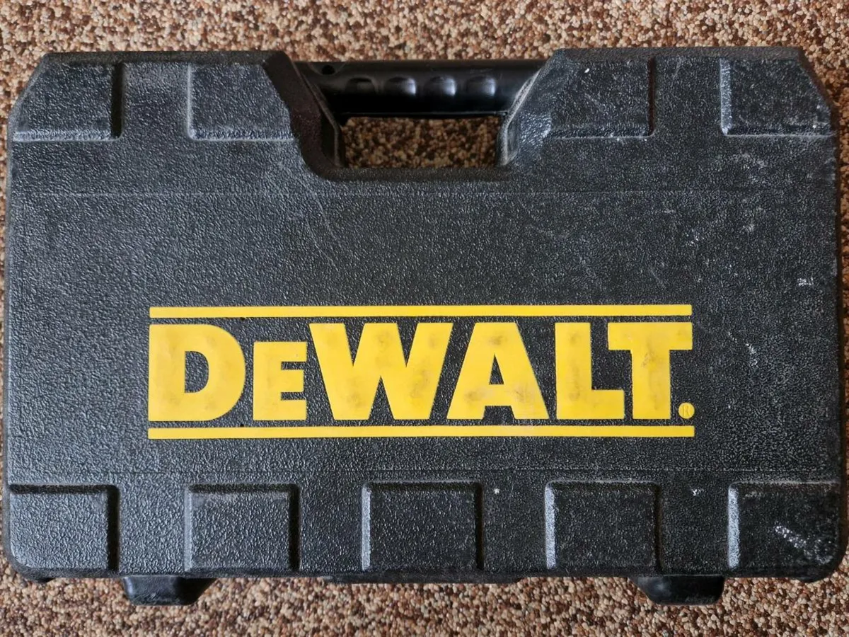 Dewalt 18v right angle drill - Image 2
