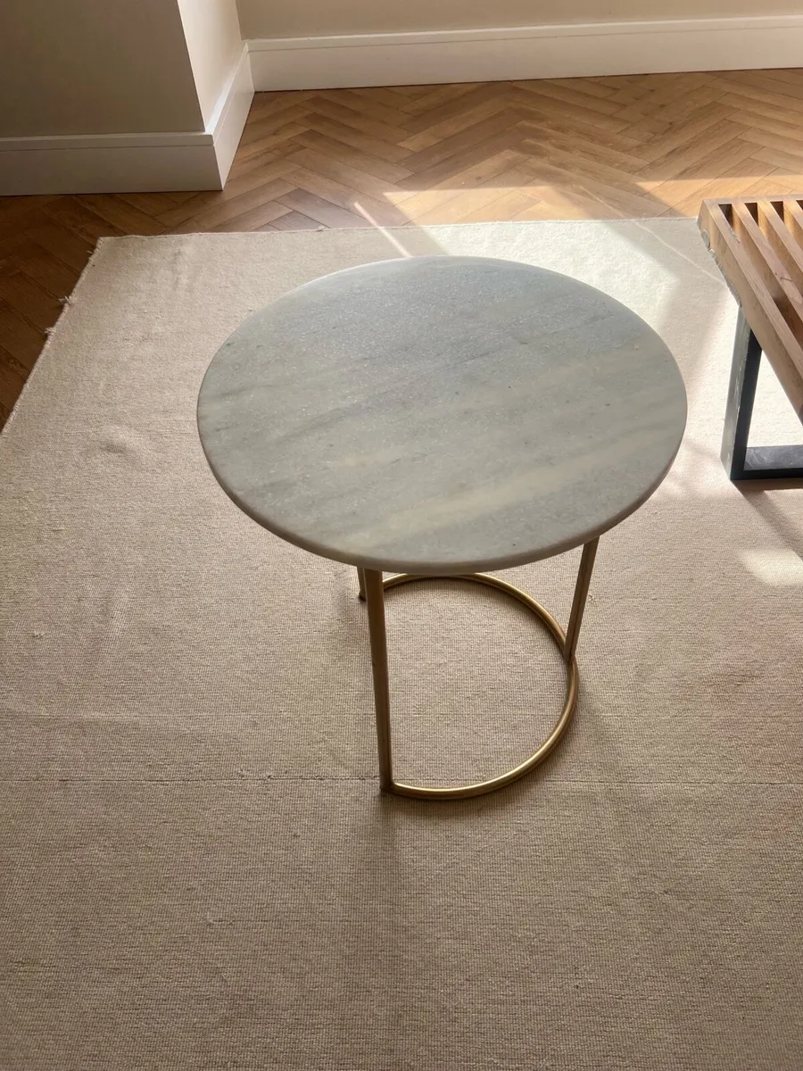 Marble and brass side table - Image 3