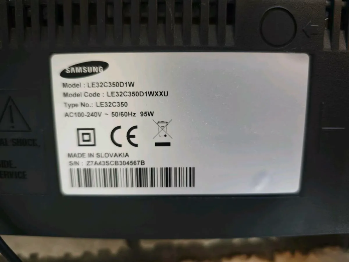 Samsung 32" TV - Image 4