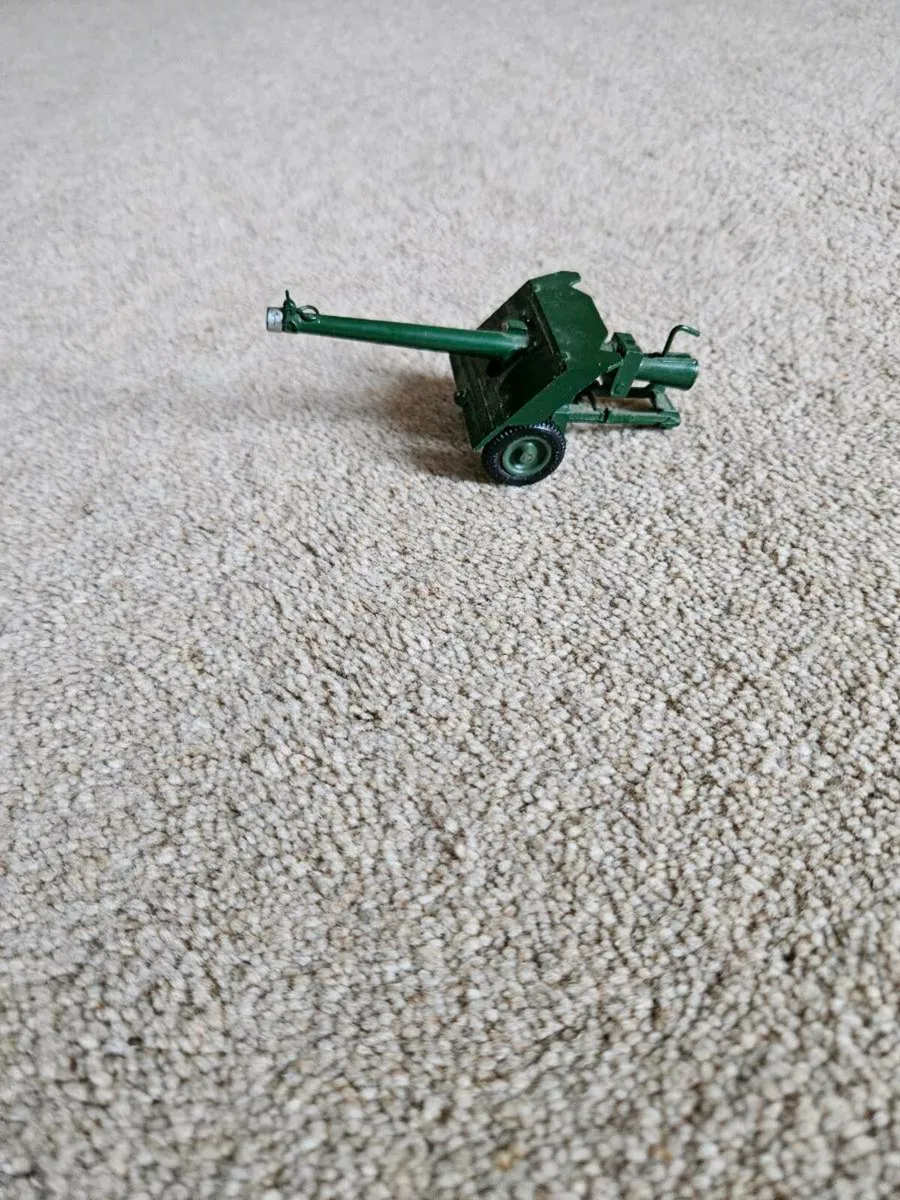 Britain's 1970's Anti Tank Piece - Image 2