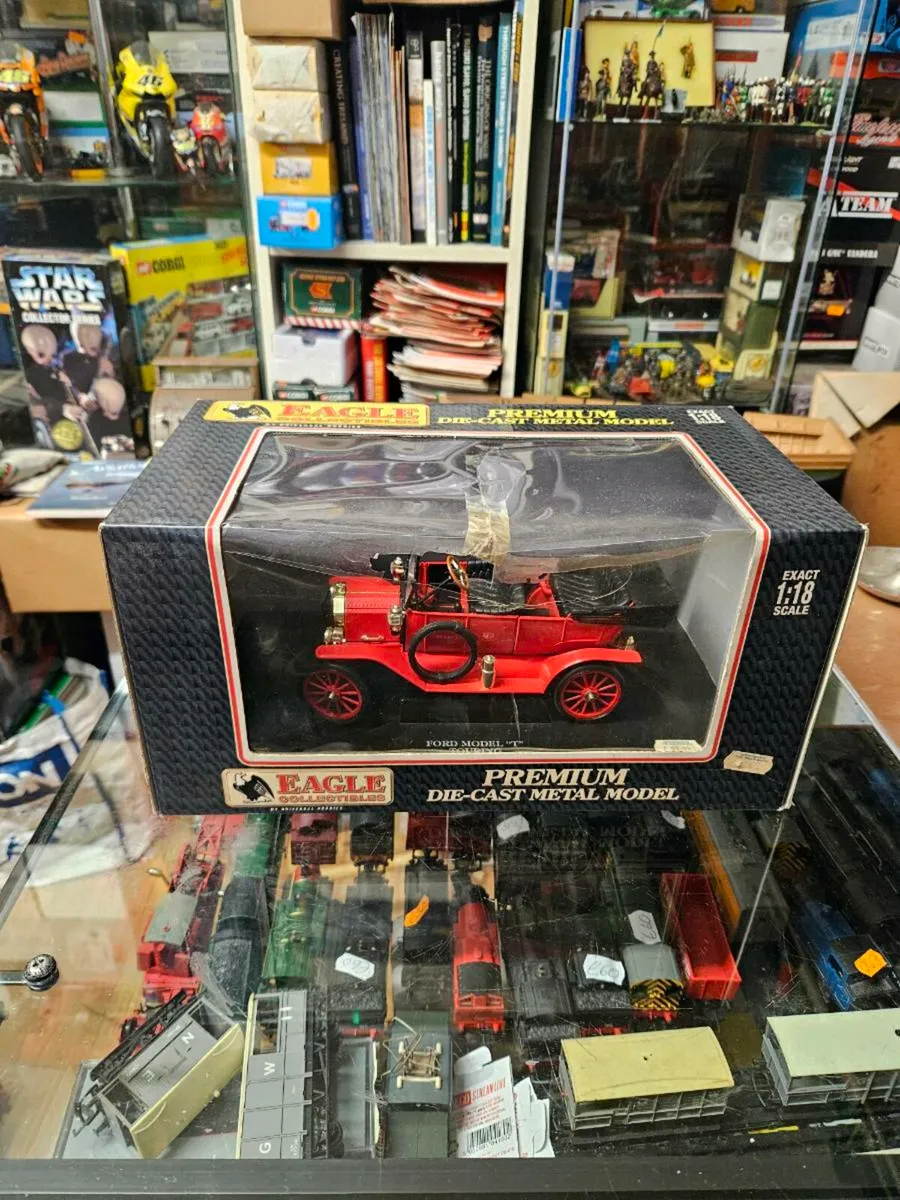 Corgi Eagle Collectibles Ford Model T 1.18 - Image 1