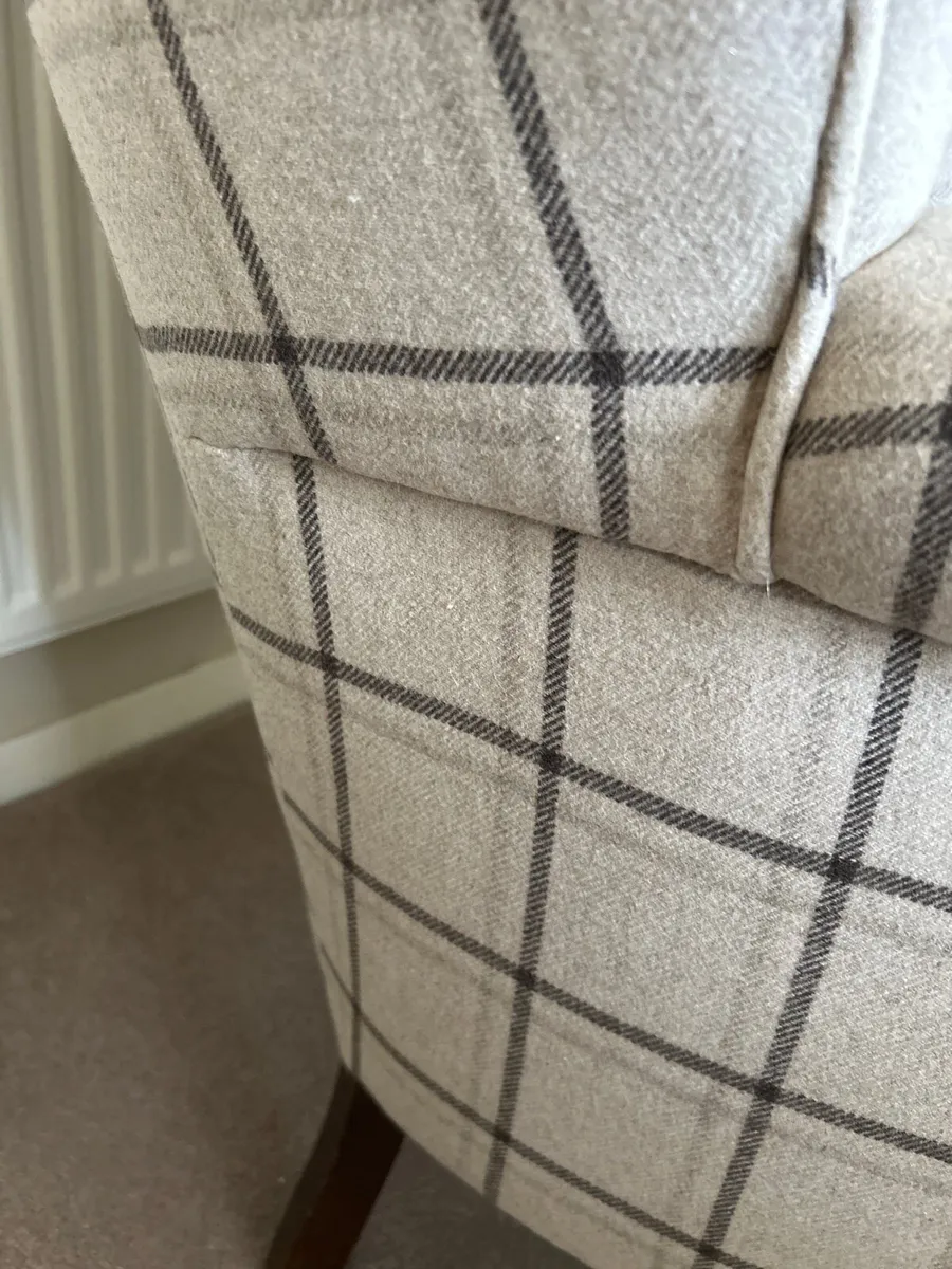 Armchairs - Image 4