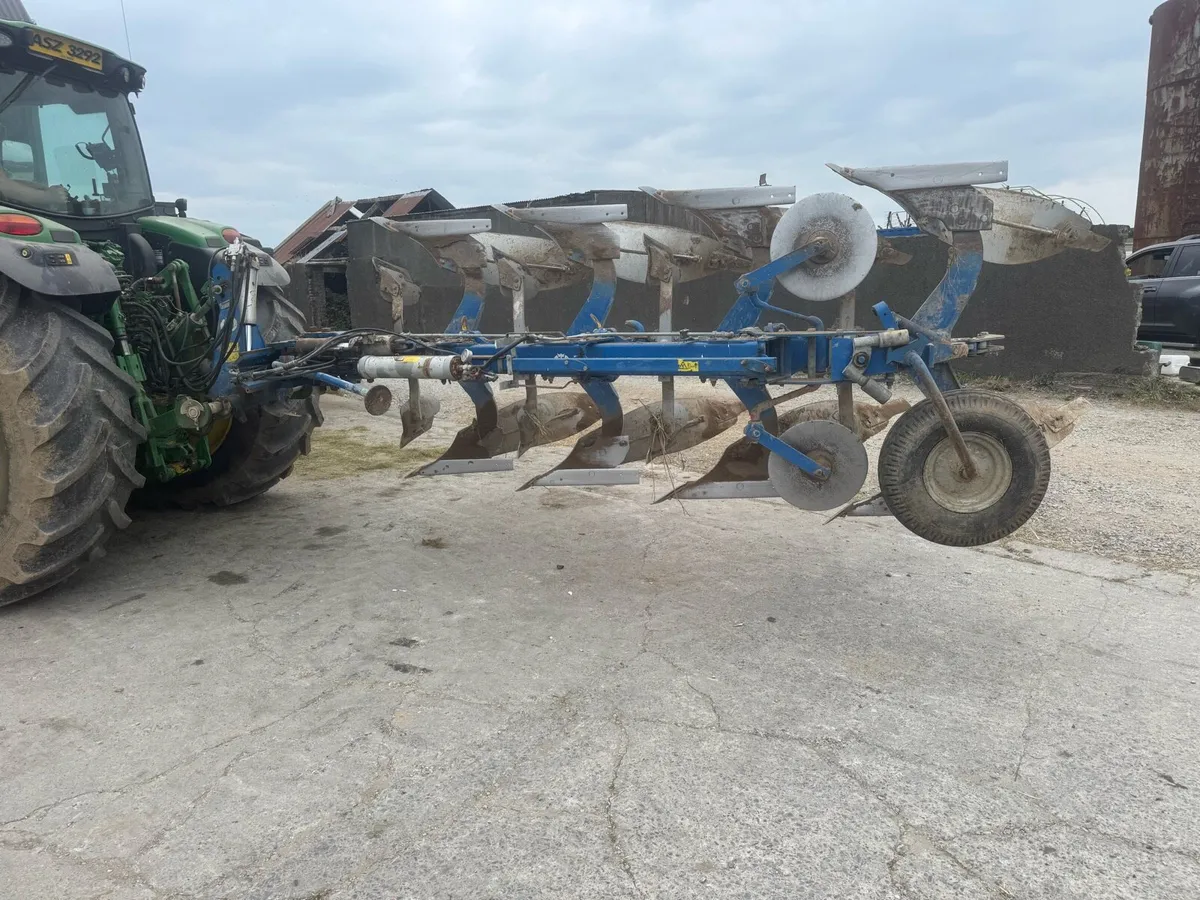 4 furrow plough - Image 3